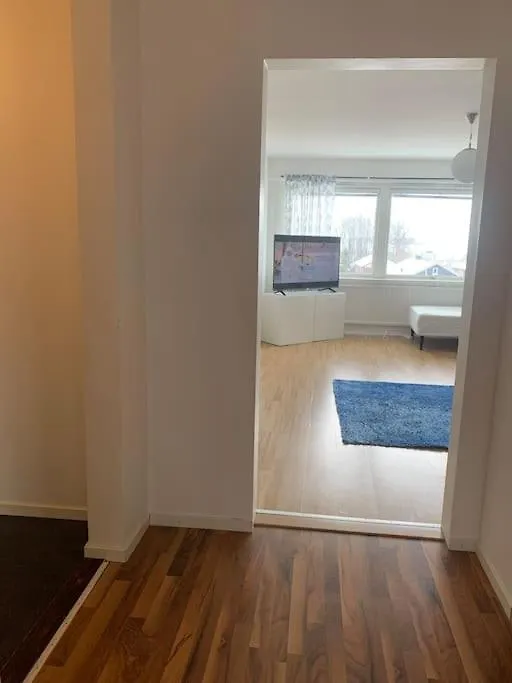 3 Room Accommodation In Trollhaettan Apartment